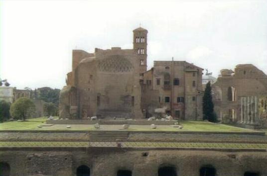 Basilica_Massenzio_in_Rome